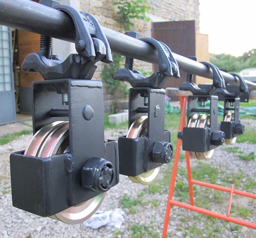 Poulies avec étriers