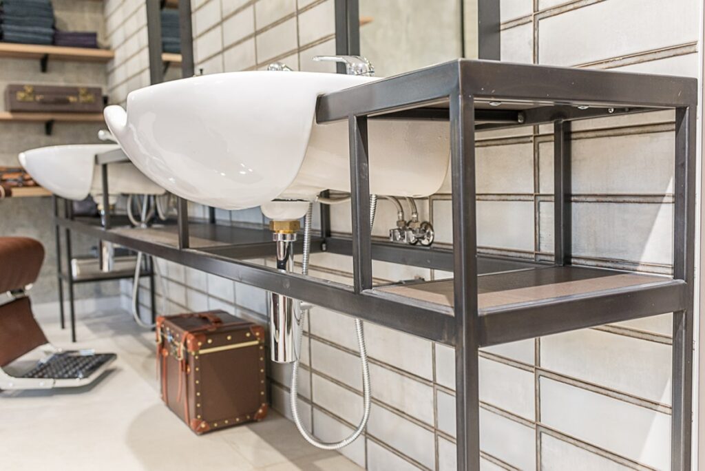 Détail meuble, salon de coiffure